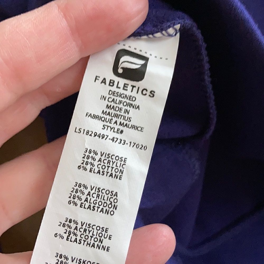 Fabletics Scrunched Sleeved Pullover - Picture 6 of 6